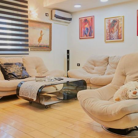 Diamond Butterfly Apartment Üsküp Dış mekan fotoğraf
