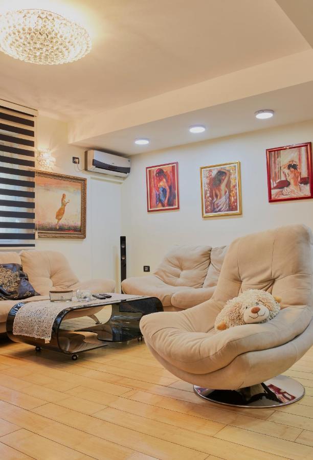 Diamond Butterfly Apartment Üsküp Dış mekan fotoğraf