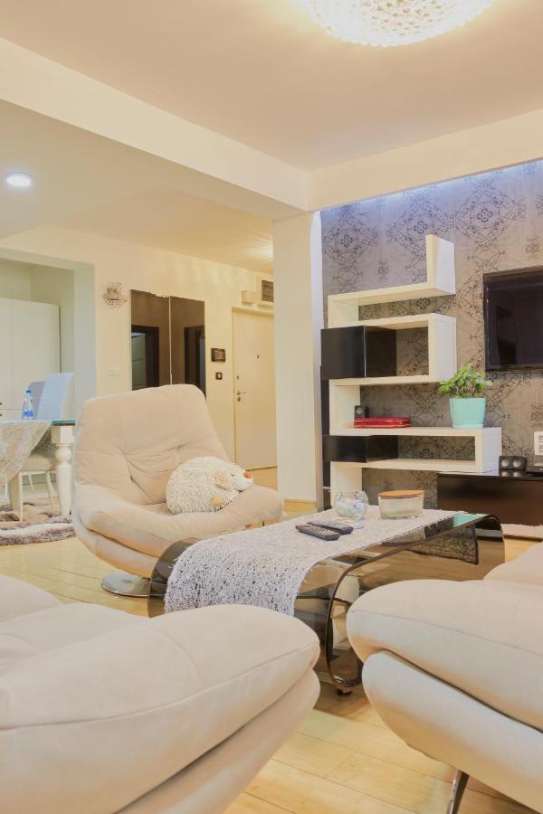 Diamond Butterfly Apartment Üsküp Dış mekan fotoğraf