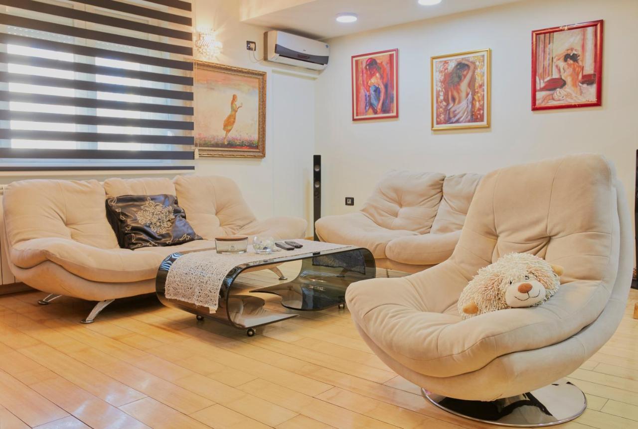 Diamond Butterfly Apartment Üsküp Dış mekan fotoğraf